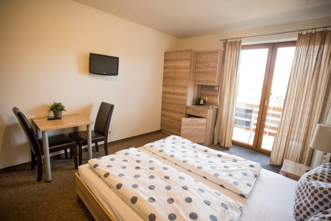 Pokoje Nerja Wladyslawowo Ngoại thất bức ảnh